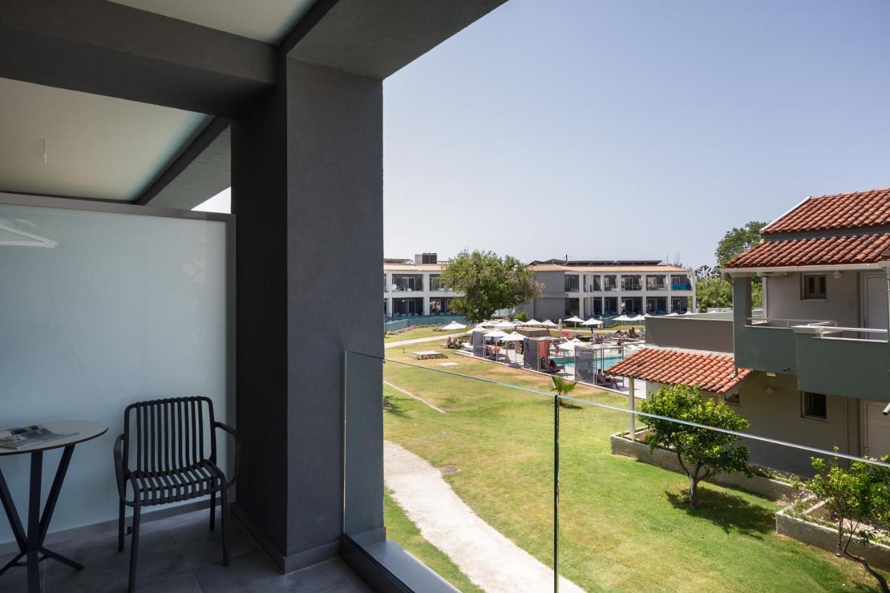 Acharavi Beach Hotel Exterior foto