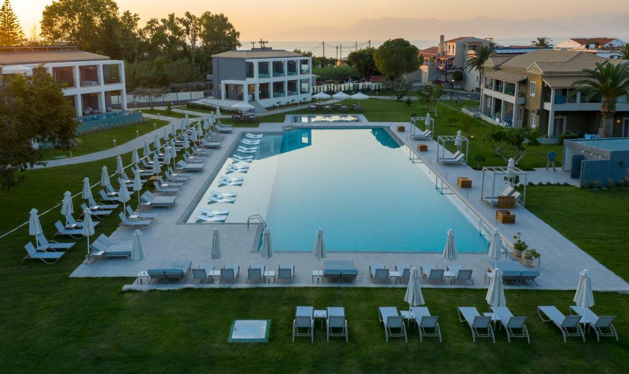 Acharavi Beach Hotel Exterior foto